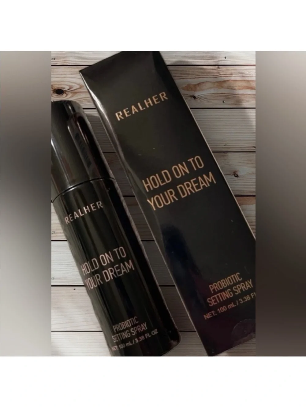 REALHER Probiotic Setting Spray with antioxidants